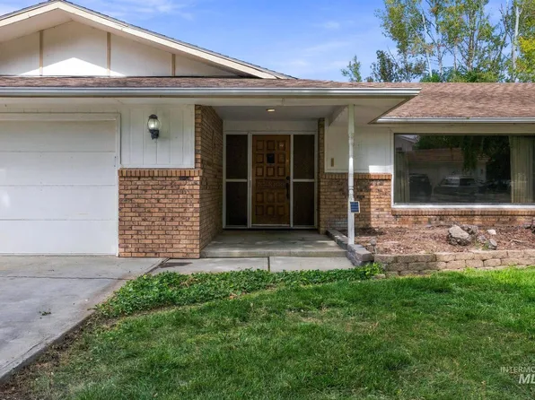 212 Hilldrop St, Caldwell, ID 83605