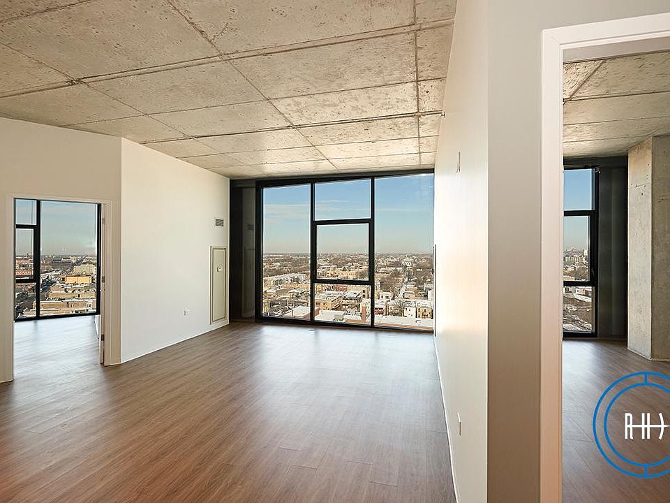 1st image of 2204 N Washtenaw Ave #A1209