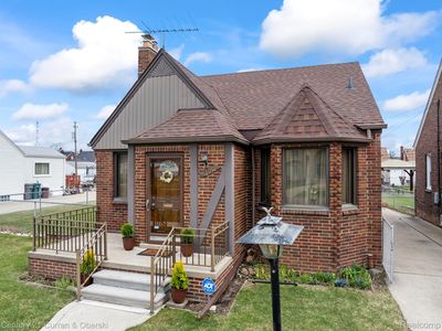 6100 Horger St, Dearborn, MI, 48126