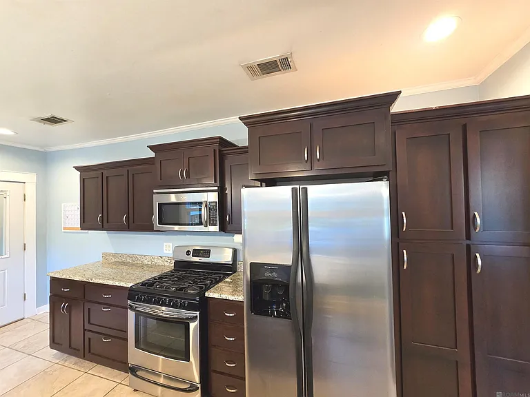 345 Richland Ave — Photo 5