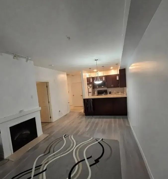 1st image of 10237 133rd St #5