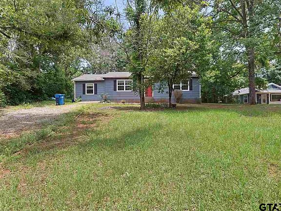 3rd image of 17021 Crepe Myrtle Ln