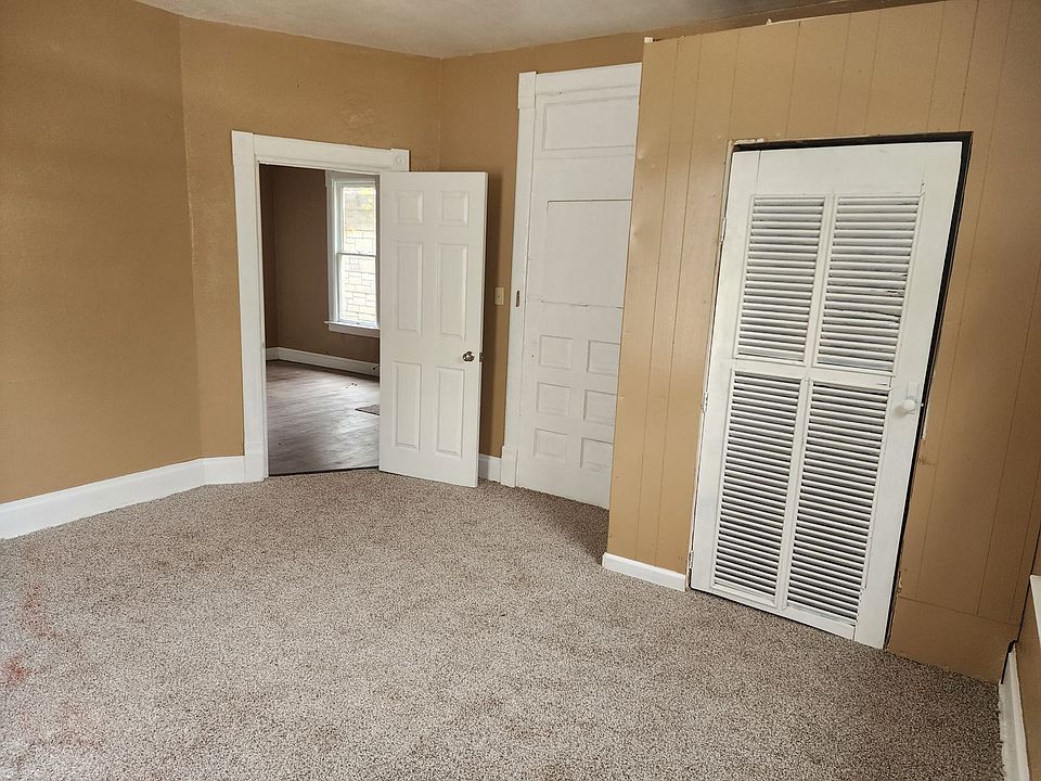 1st image of 1202 S Greenlawn Ave