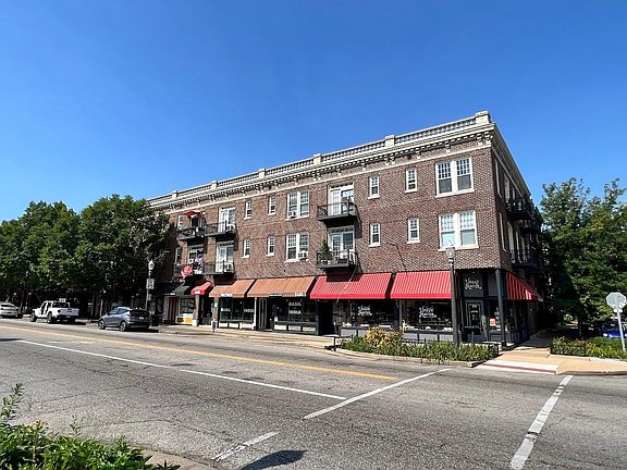 4th image of 3185 S Grand Blvd #312
