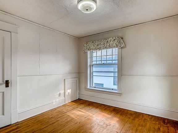 2nd image of 245 Hamline Ave S #2