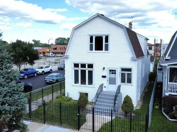 5657 N Parkside Ave, Chicago, IL 60646