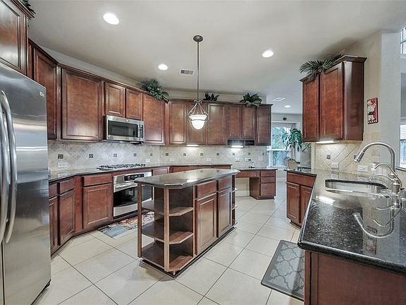 3rd image of 12323 Scherer Woods Ct
