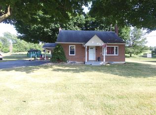 4088 Manchester St, Glen Rock, PA 17327