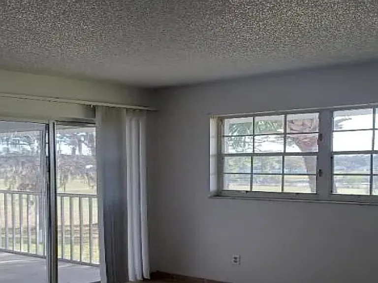 454 Fairways Cir #B201 — Photo 2