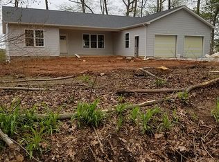 9695 Manifold Rd, New Park, PA 17352