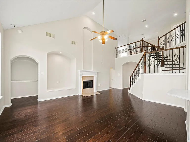 8306 Golden Hbr — Photo 10