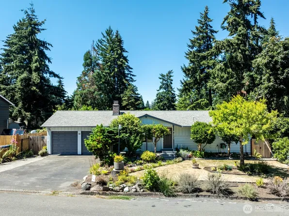 30633 4th Avenue S, Federal Way, WA 98003