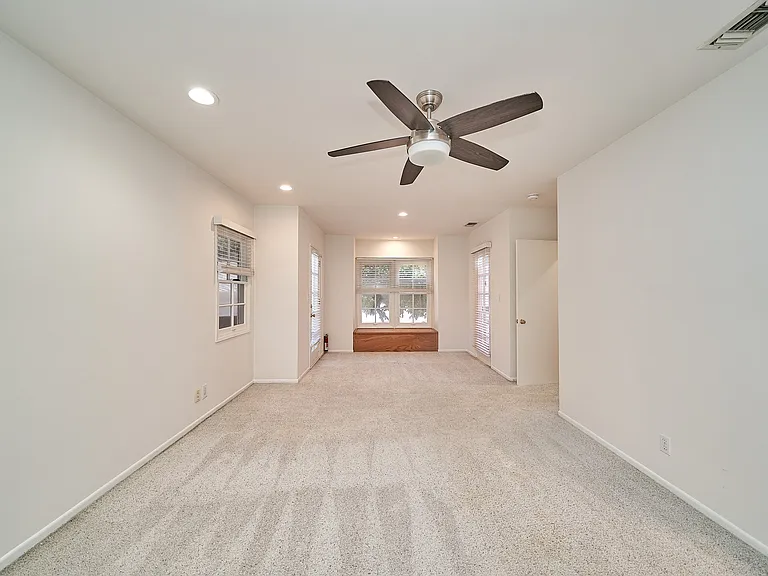 4820 Hampton Rd — Photo 35