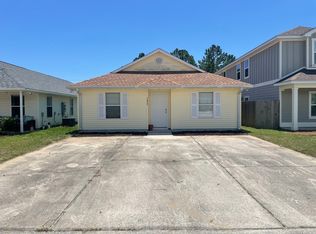 7455 Harvest Village Ct, Navarre, FL 32566