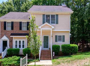 112 Charter Ct, Cary, NC 27511
