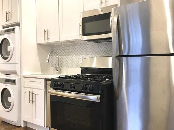 2nd image of 188 Claremont Ave APT 14