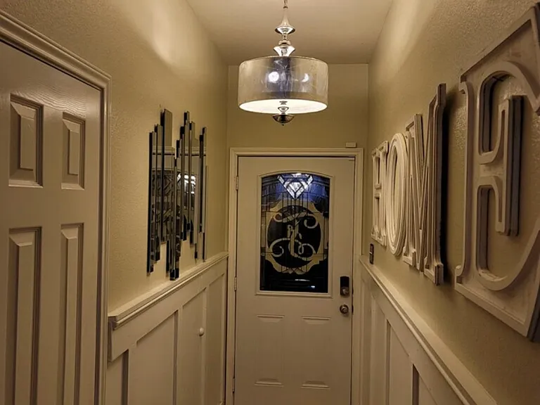 10261 Salem Way — Photo 3