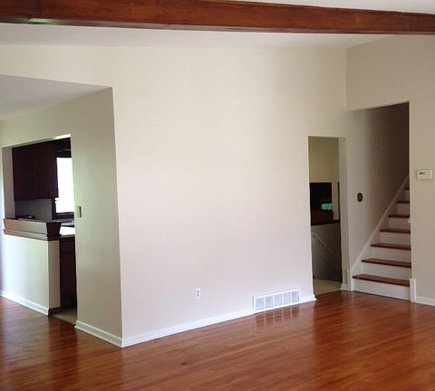 5th image of 995 Rose Blvd