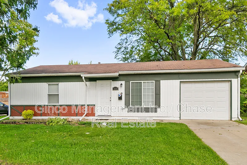 4328 Greenbrier Ln photo 1