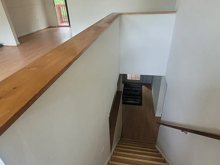 4419 Kentmore Dr — Photo 27