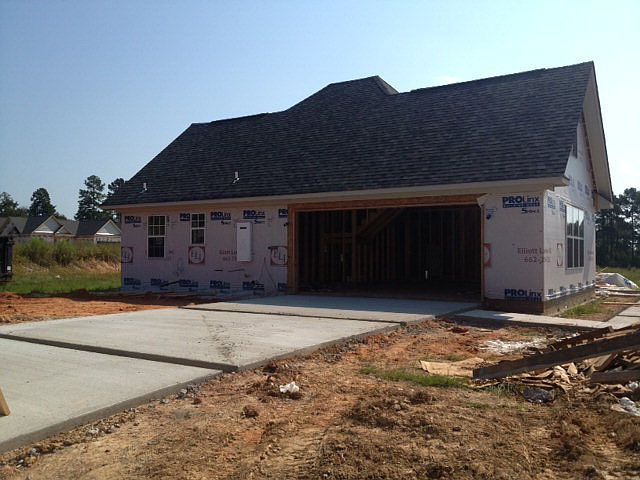 2nd image of 144 Cross Creek Dr
