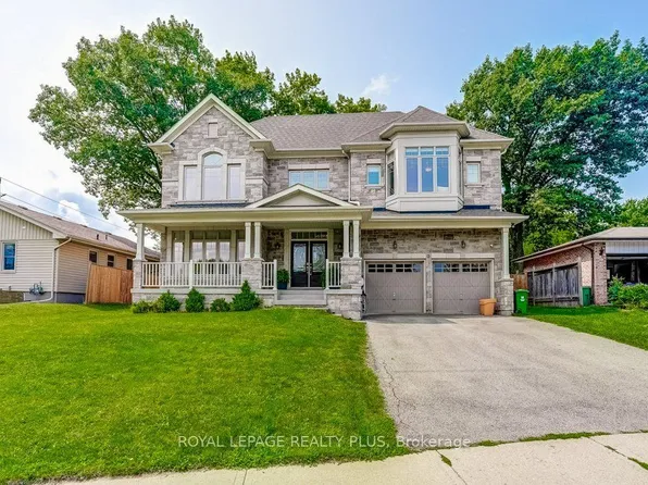 3 Niska Dr, Hamilton, ON L8B 0B1