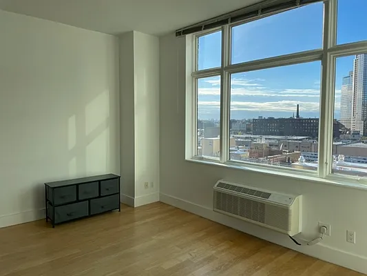 Rented by New York Zone Property Management LLC | media 7