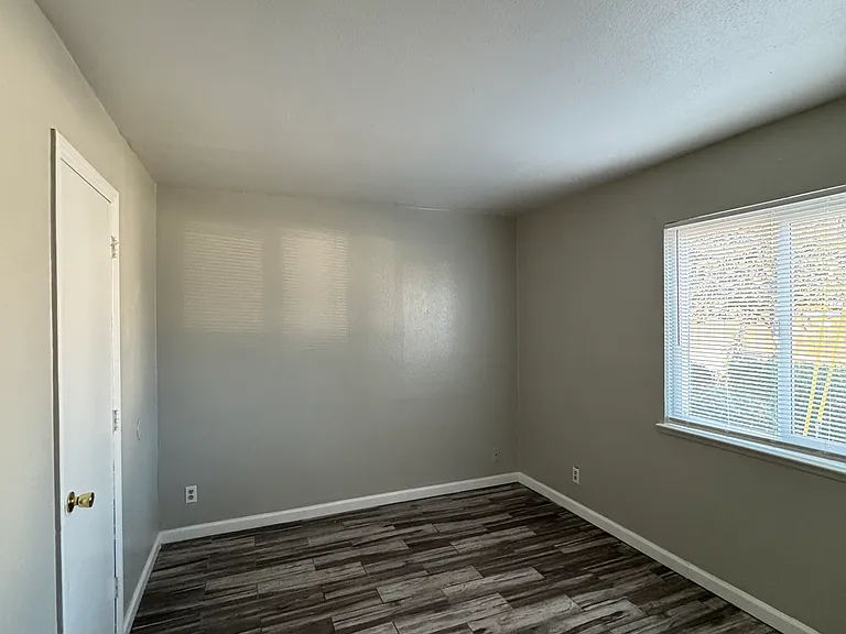 1101 Ramirez St #1 — Photo 6