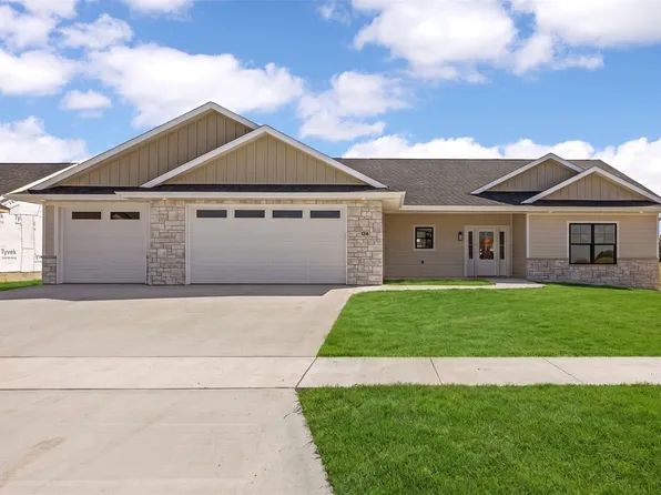 524 Park View Ct, Mount Vernon, IA 52314