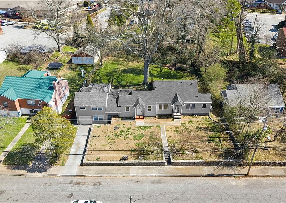 1st image of 2950 Semmes St