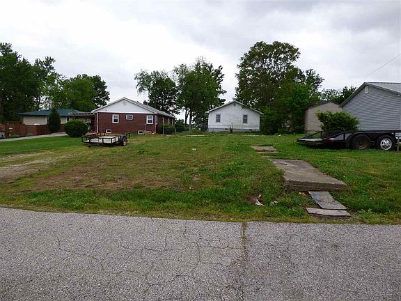 2nd image of 815 E Water St