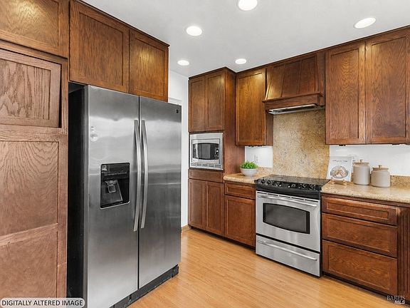 5th image of 1806 Nantucket Place