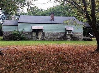 1093 Pleasant Shade Dr, Emporia, VA 23847