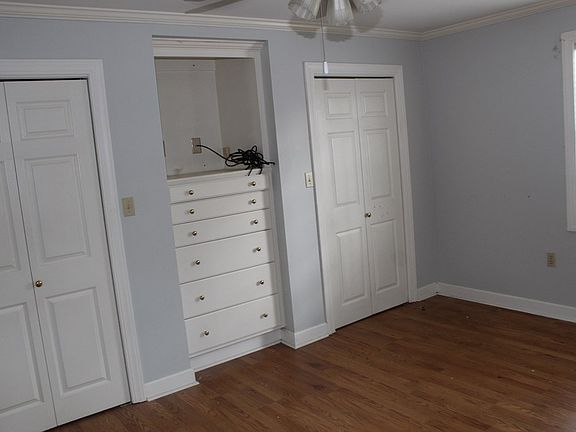 2nd image of 1205 Wright St