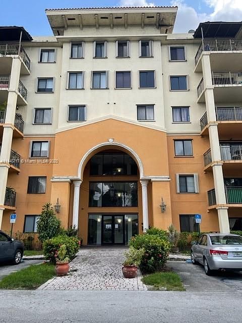 1st image of 9300 Fontainebleau Blvd #E312