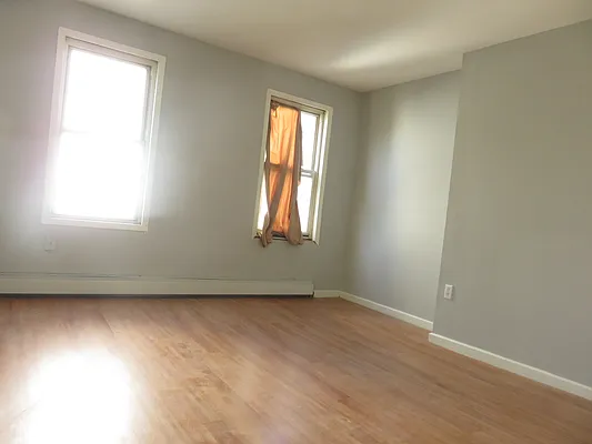 Rented by Rennit Inc. | media 22