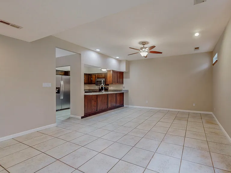 8405 Fairmont Dr NW — Photo 16