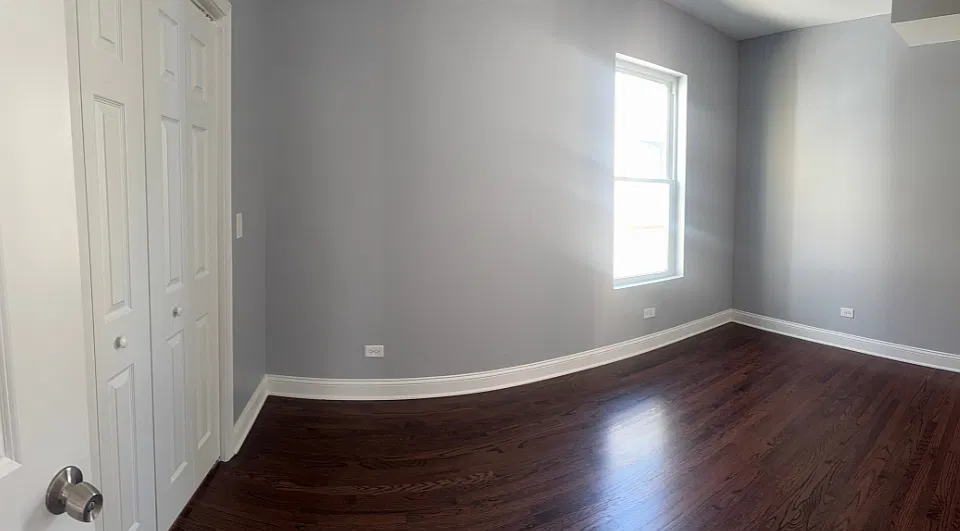 2427 N Lowell Ave #1