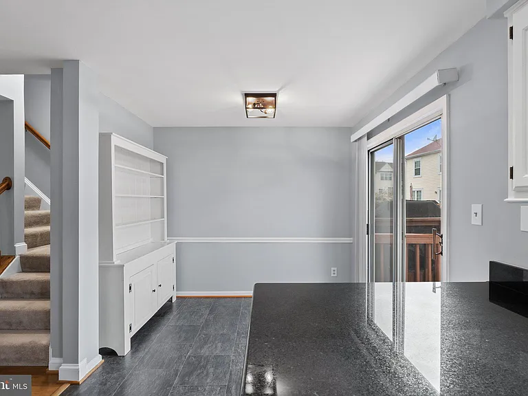 6804 Signature Cir — Photo 11