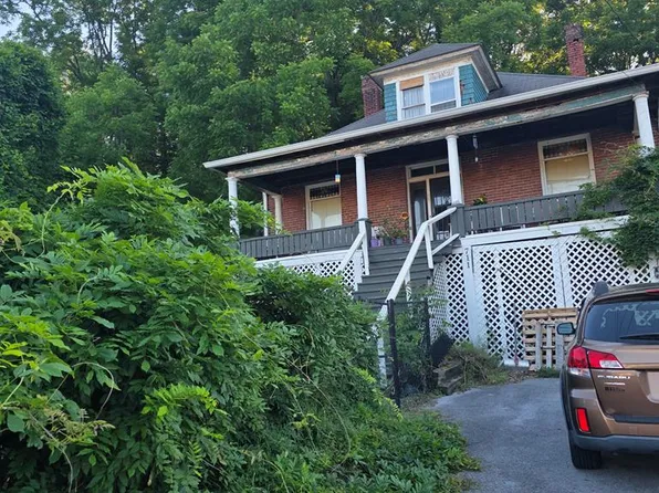 711 Virginia Ave, Bluefield, VA 24605