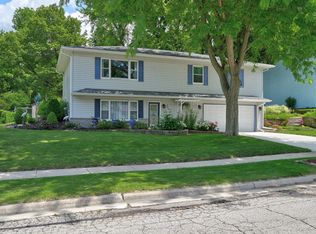 760 Scott St, Oregon, WI 53575