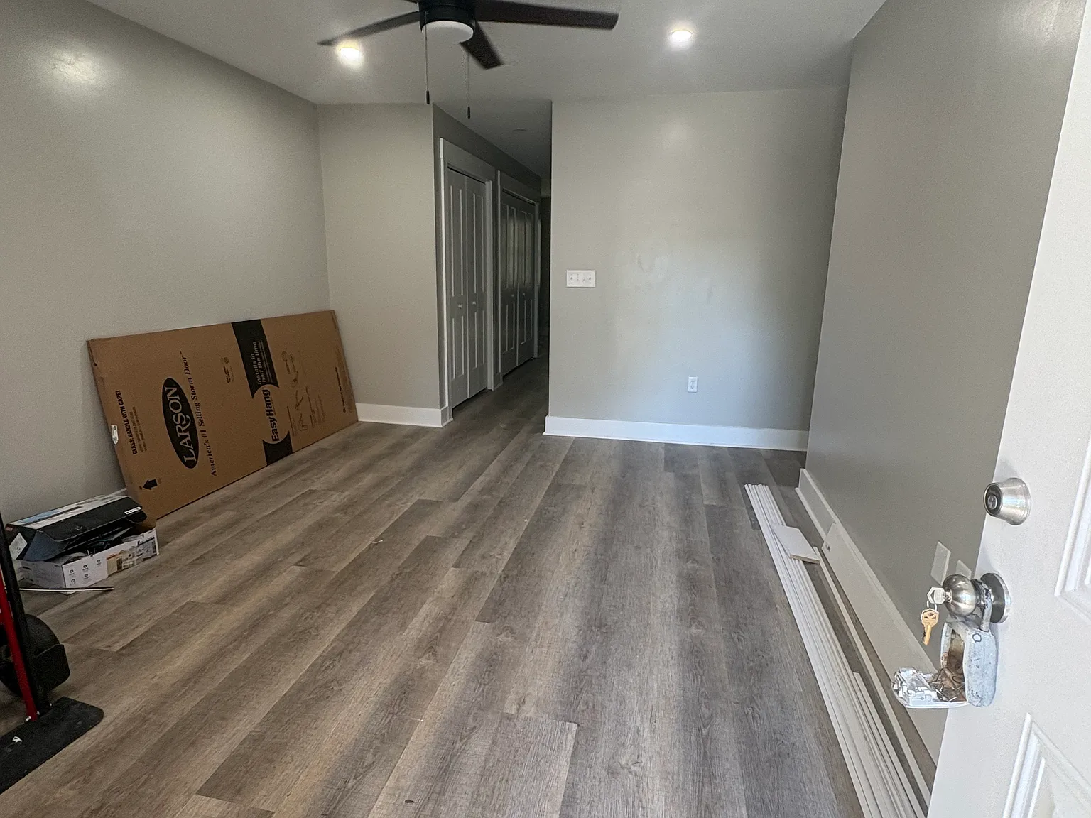 3 bed, 1.5 bath, 1073 sqft, $1,675 — Photo 2