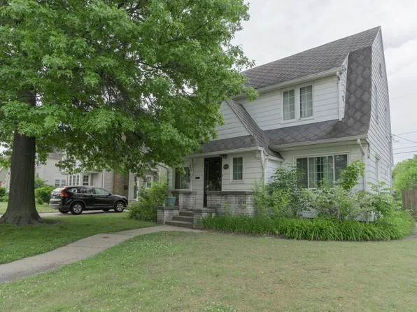 1336 E South St, South Bend, IN 46615