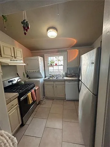 5121 Coliseum St #B — Photo 13