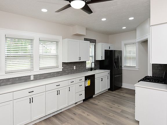 3rd image of 2025 N 50th St