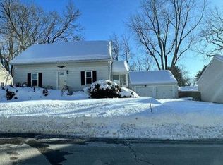 241 Laxson Ave, Manchester, NH 03103