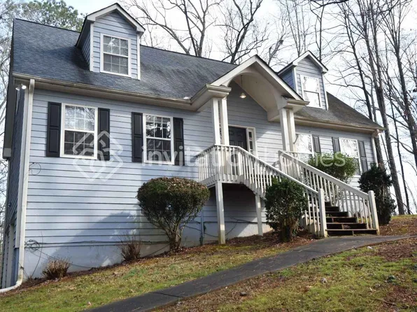 9055 Ponderosa Trl, Gainesville, GA 30506