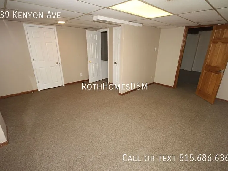 939 Kenyon Ave — Photo 15