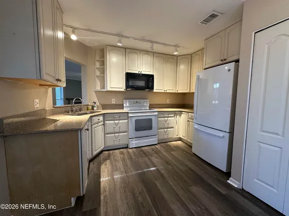 3801 CROWN POINT Road #3081, Jacksonville, FL 32257