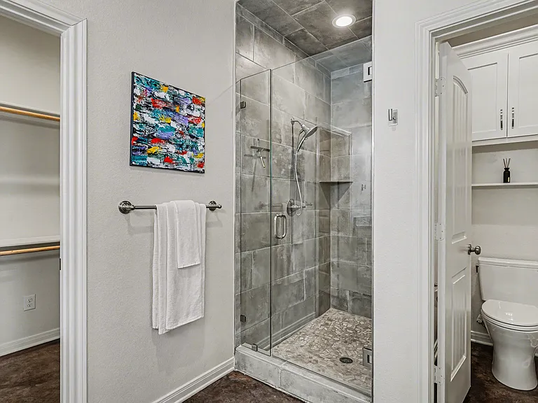 2425 S 16th St — Photo 27